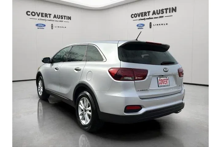 $12743 : Kia Sorento 2019 AWD S V6 4d image 3