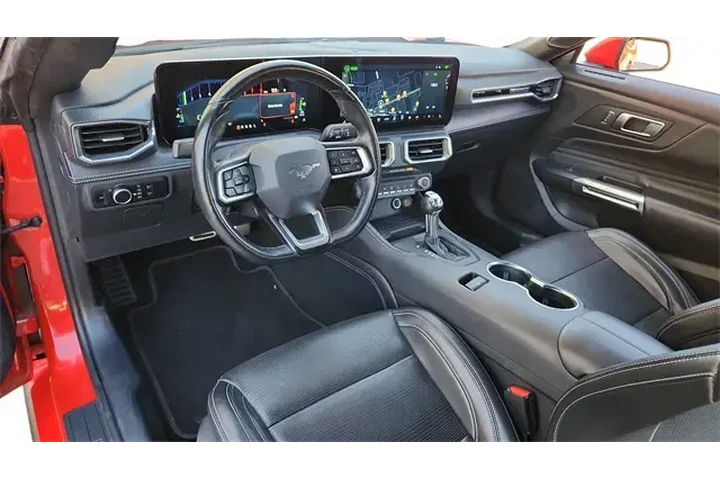 $27442 : Ford Mustang 2024 EcoBoost 2 image 9