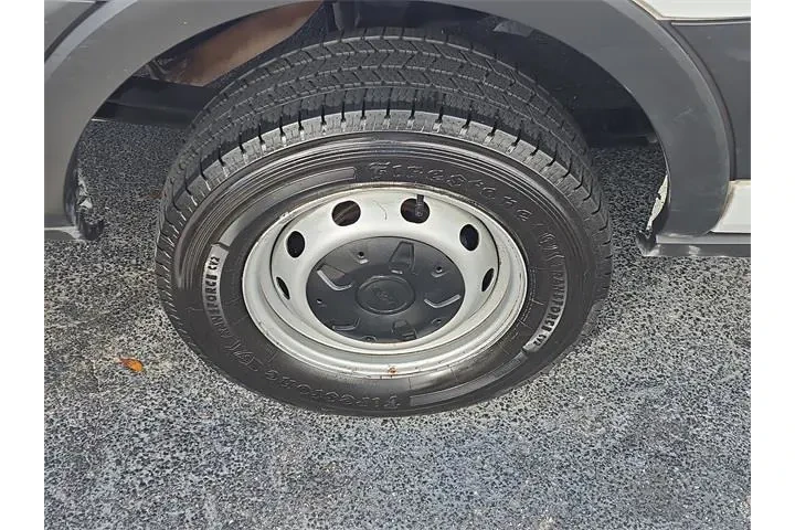 $13990 : Ford Transit 2022 250 3dr SW image 10