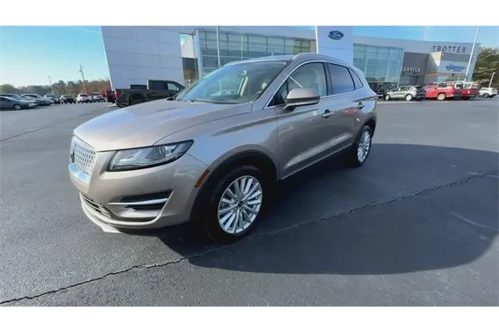 $16990 : Lincoln MKC 2019 Premiere 4d image 4