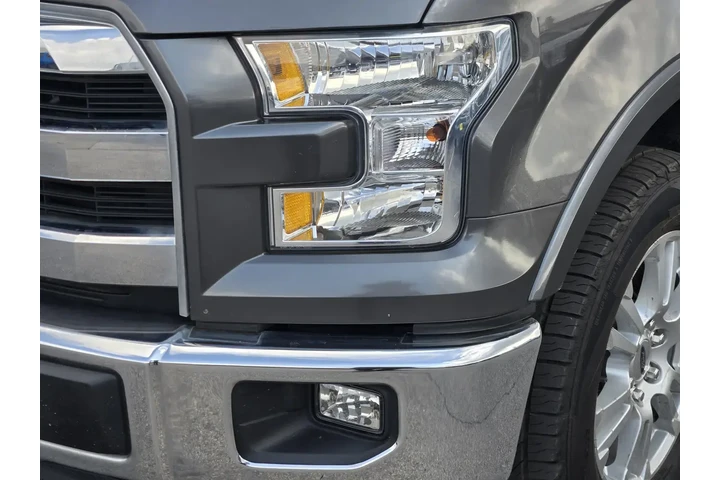 $27991 : Ford F-150 2015 4x2 XL 4dr S image 9