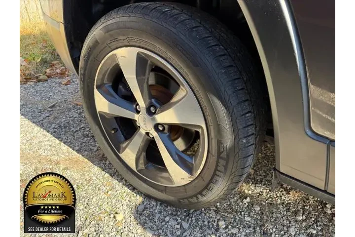 $16495 : Jeep Cherokee 2019 4x4 Limit image 4