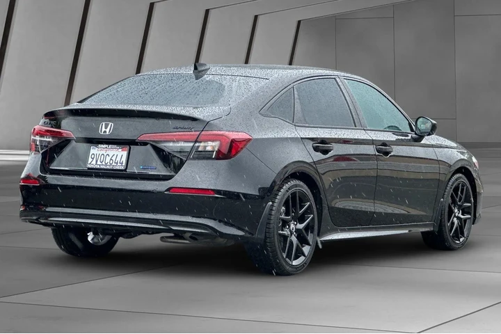 $27800 : Honda Civic Hybrid 2026 Spor image 4