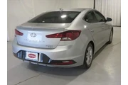 $14910 : Hyundai ELANTRA 2020 SEL 4dr thumbnail