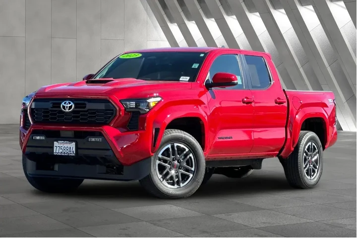 $38900 : Toyota Tacoma 2024 4x4 TRD S image 2