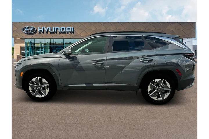 $26990 : Hyundai TUCSON 2025 SEL Conv image 3