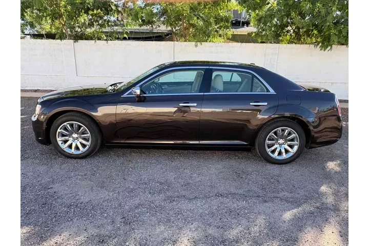 $9995 : 2012 300 Limited image 2