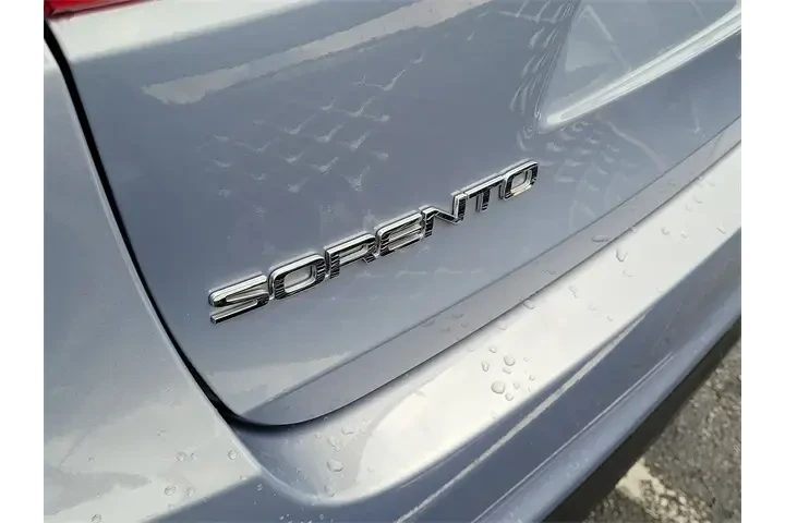 $12590 : Kia Sorento 2020 S V6 4dr SU image 4