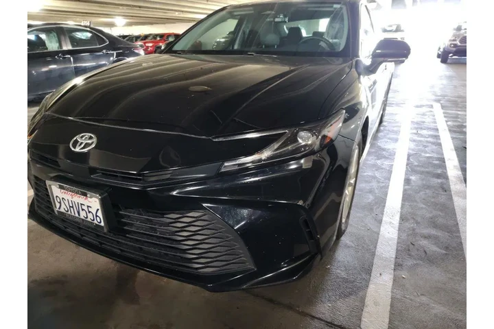 $27758 : Toyota Camry 2025 SE 4dr Sed image 1