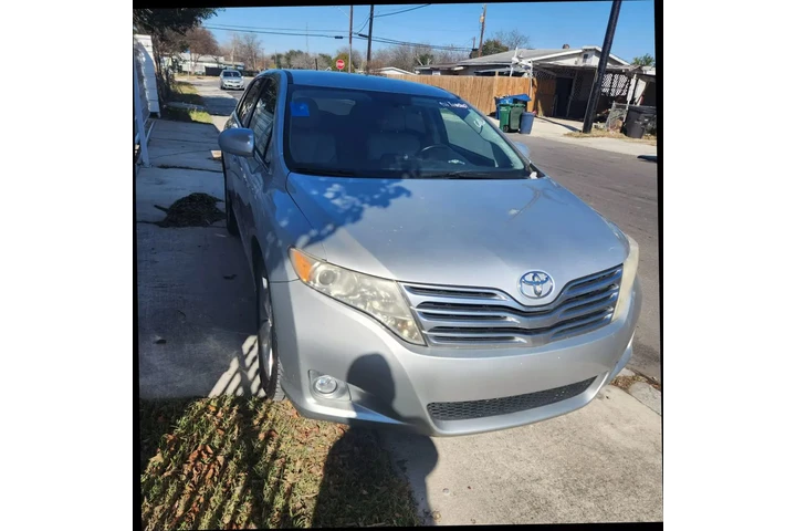 $7900 : 2009 TOYOTA VENZA2009 TOYOTA image 4