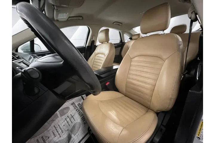 $16541 : Ford Fusion 2019 S 4dr Sedan image 8