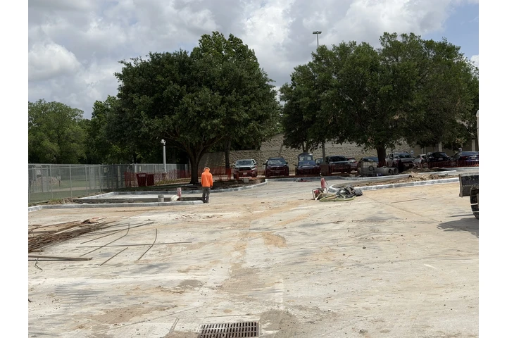 Ayudantes de Construcción. image 1