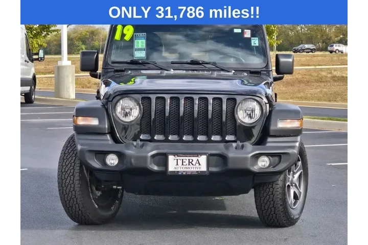 $27899 : Jeep Wrangler Unlimited 2019 image 2