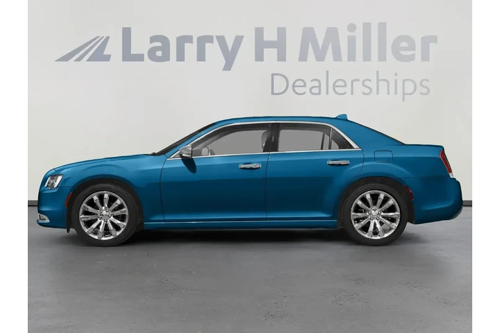 Chrysler 300 2020 Touring 4d image 3