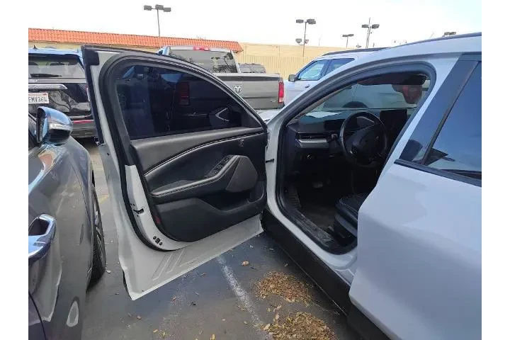 $25274 : Ford Mustang Mach-E 2023 Sel image 6