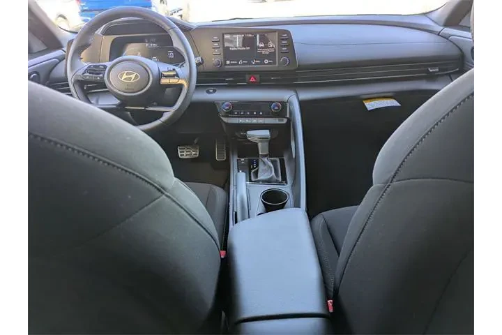 $25389 : Hyundai ELANTRA 2025 SEL Spo image 5