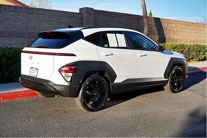 $24131 : Hyundai KONA 2026 SEL Sport image 8
