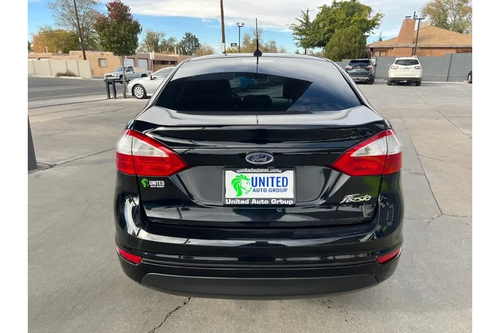 2018 Fiesta S Sedan image 6