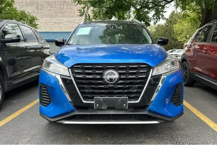 $16995 : Nissan Kicks 2022 SV 4dr Cro image 2