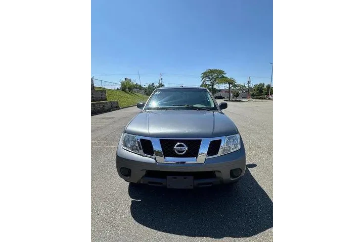 $8995 : Nissan Frontier 2016 4x4 SL image 4