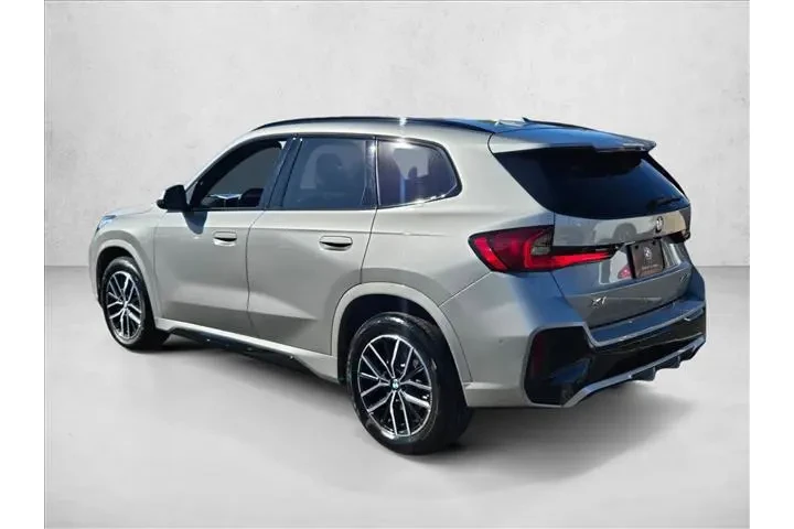 $34246 : BMW X1 2025 AWD xDrive28i 4d image 8