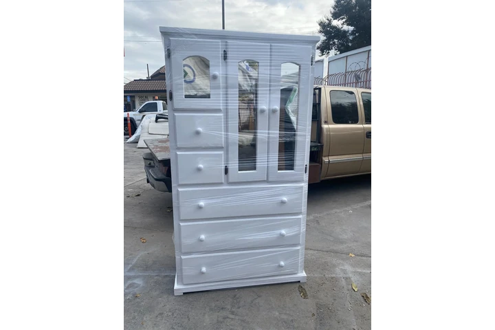 $899 : Roperos Nuevos image 1