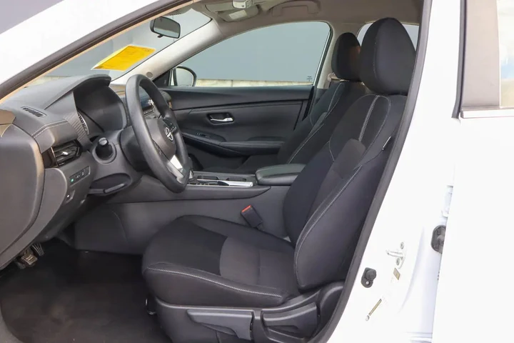 $18488 : 2024 Sentra SV CVT image 7