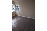 $1800 : Huntington Park Apt thumbnail