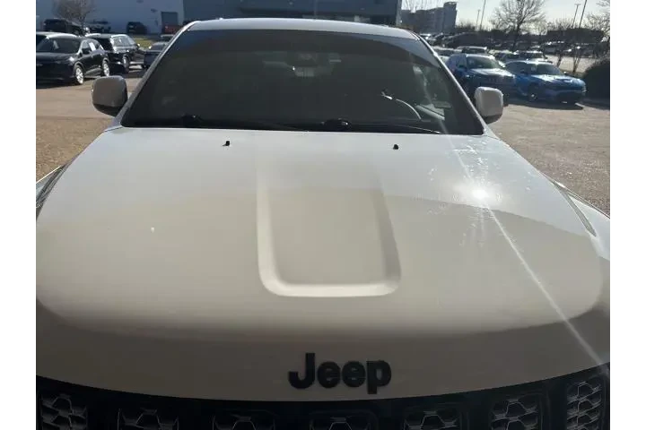 $20737 : Jeep Grand Cherokee WK 2022 image 9