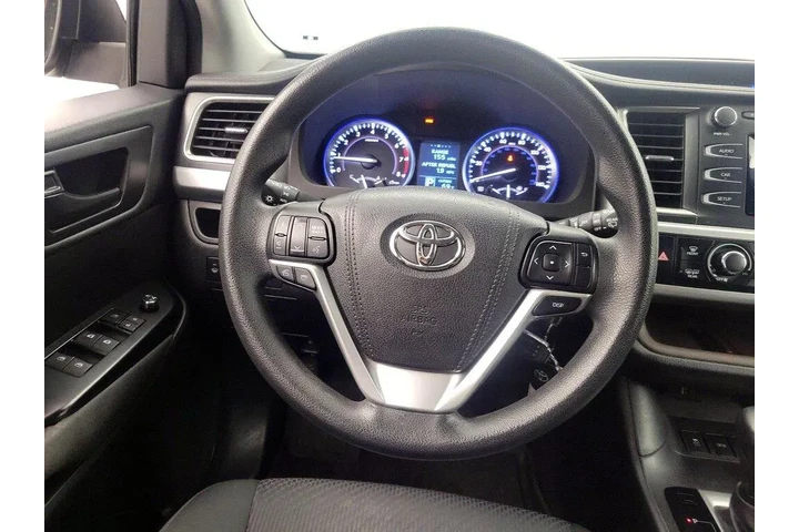 $20998 : Toyota Highlander 2016 LE 4d image 10