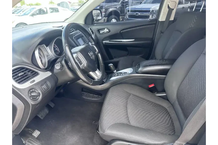 $9900 : 2018 Journey SE image 10