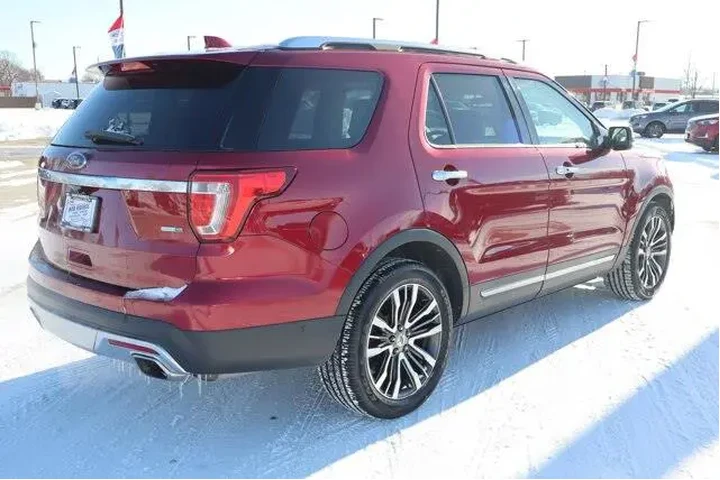 $18990 : Ford Explorer 2017 AWD Plati image 5