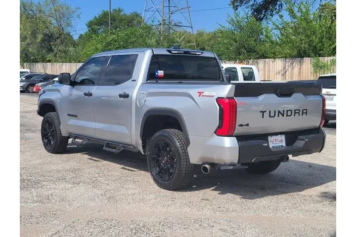 $39800 : Toyota Tundra 2023 4x4 SR5 4 image 5