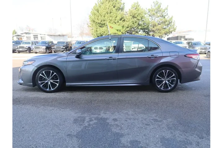 $12777 : Toyota Camry 2020 SE 4dr Sed image 6