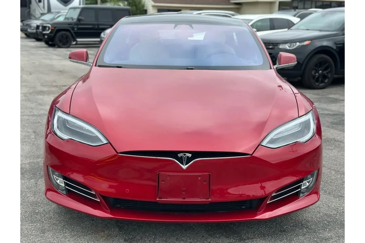 2017 TESLA MODEL S 75D SEDAN image 6