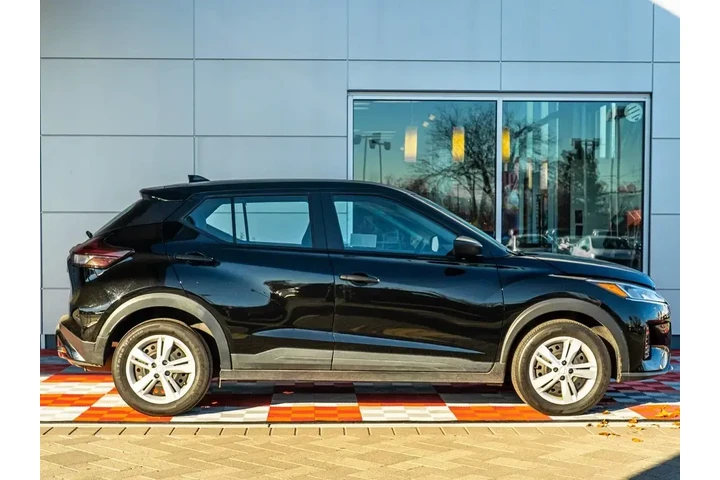 $15988 : Nissan Kicks 2024 S 4dr Cros image 6