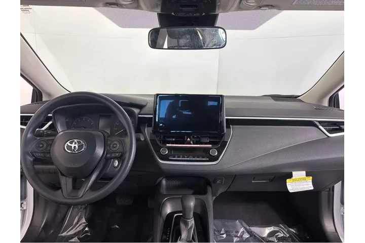 $23997 : 2025 Corolla LE image 3