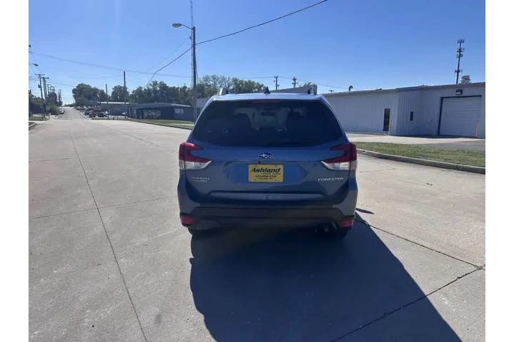 $18900 : 2021 Forester Premium image 6