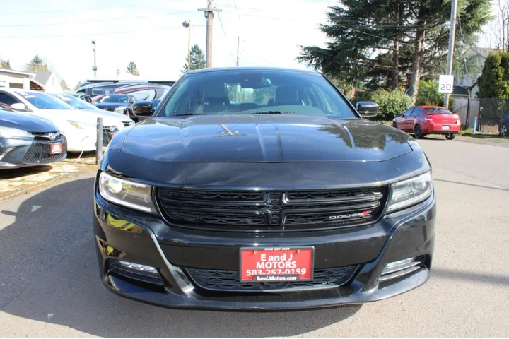 $12995 : 2015 Charger 4dr Sdn SXT RWD image 2