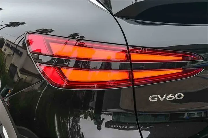 $33500 : Genesis GV60 2024 Standard 4 image 9