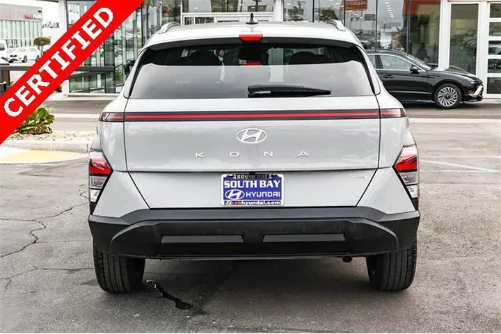 $19995 : Hyundai KONA 2024 AWD SEL 4d image 5