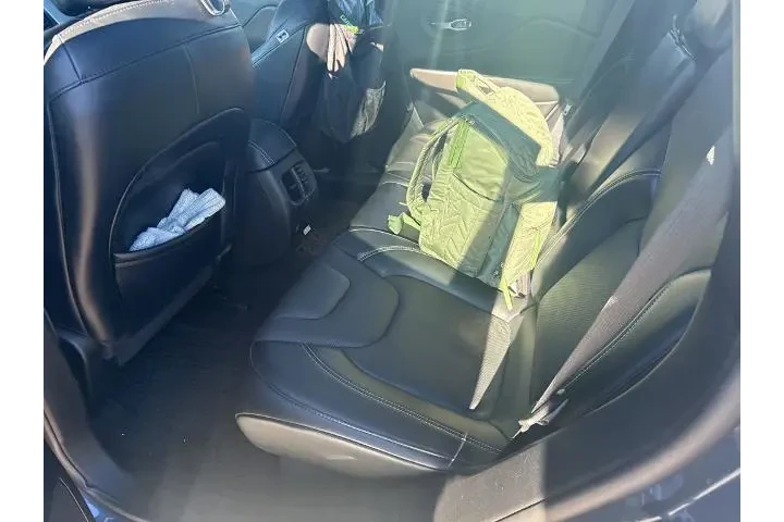 $21995 : Jeep Cherokee 2021 4x4 Latit image 7