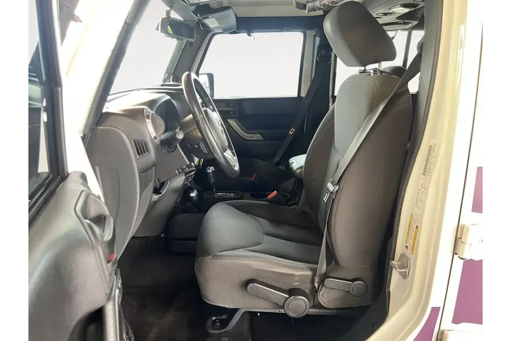 $16500 : Jeep Wrangler Unlimited 2014 image 2