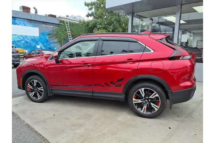 $21723 : Mitsubishi Eclipse Cross 202 image 4