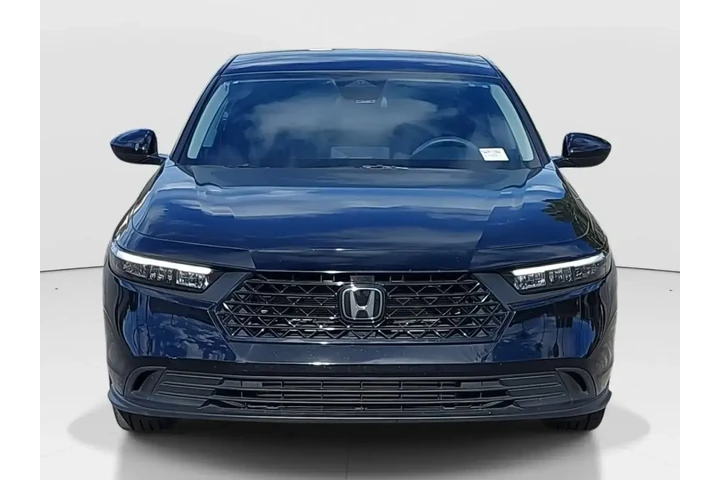 $23641 : Honda Accord 2024 LX 4dr Sed image 2