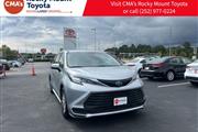 PRE-OWNED 2021 TOYOTA SIENNA