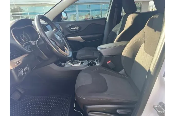 $11595 : Jeep Cherokee 2017 4x4 Latit image 10