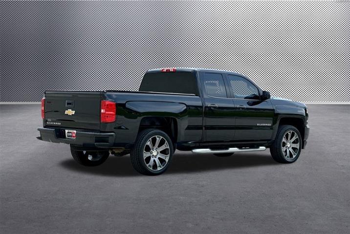 $22787 : 2018 Silverado 1500 Custom image 8