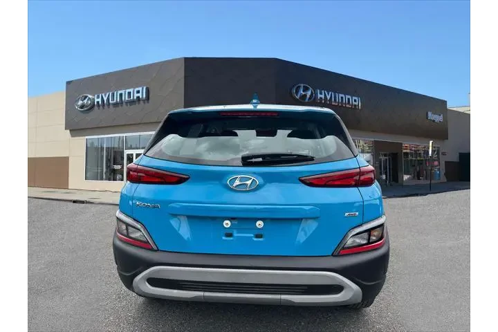 $17388 : Hyundai KONA 2023 AWD SE 4dr image 4