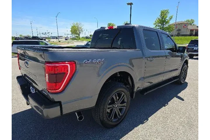 $36000 : Ford F-150 2021 4x4 XL 4dr S image 5